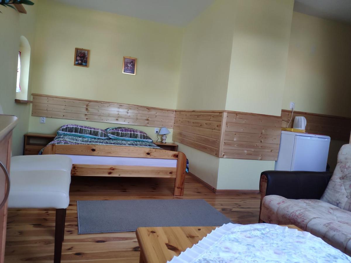 Apartamenty Wakacyjne Nad Jeziorem Juksty Мронгово Екстер'єр фото